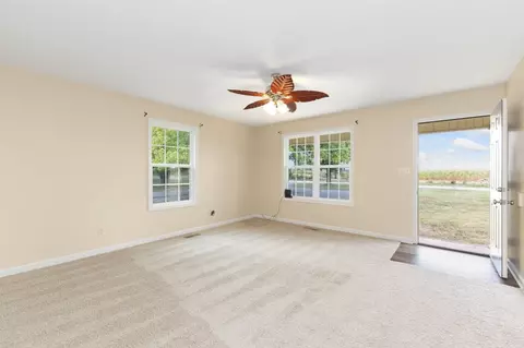 Living - 4954 Jacksboro Rd, Morrison, TN 37357 photo 2 of 2