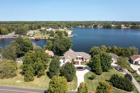 161 River Bend Dr, Crossville, TN 38555