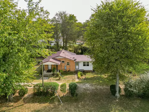 3641 Old Williamsport Rd, Williamsport, TN 38487