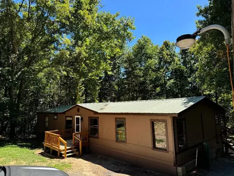 1019 Katy Ln, Bethpage, TN 37022 photo 2