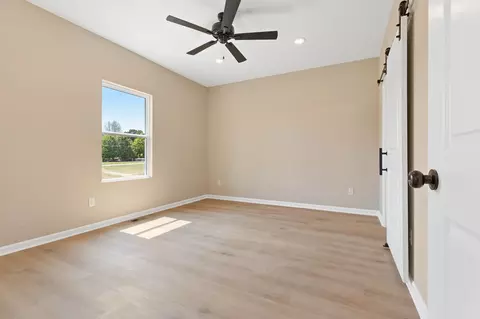 1008 Singleton Rd, Dickson, TN 37055 photo 9