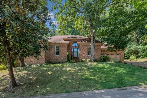 6137 Tuliptree Ln, Nashville, TN 37221