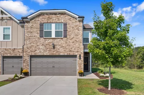 1009 Mckee Ct, Columbia, TN 38401