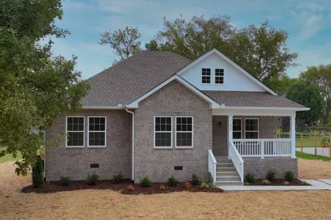 246 Mark Cir, Gallatin, TN 37066