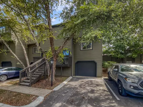 349 Summit Ridge Cir, Nashville, TN 37215