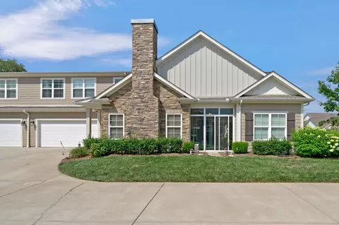 2260 Stonecenter Ln, Murfreesboro, TN 37128