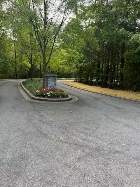 1021 Founders Ln, Kingston Springs, TN 37082