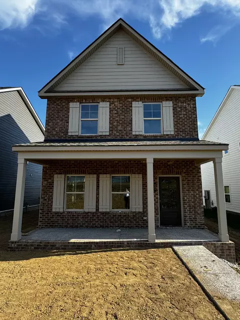 605 Trotters Aly, Gallatin, TN 37066