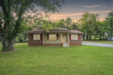 129 Poplar St, Eagleville, TN 37060