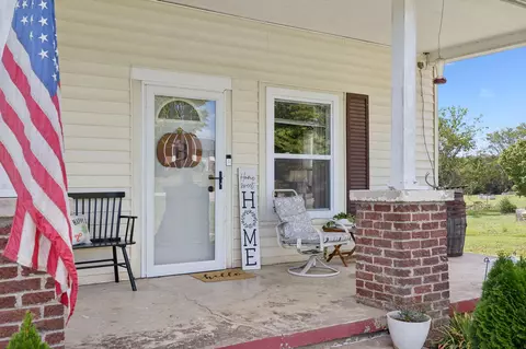 Exterior - 567 Highway 50, Centerville, TN 37033 photo 9 of 15