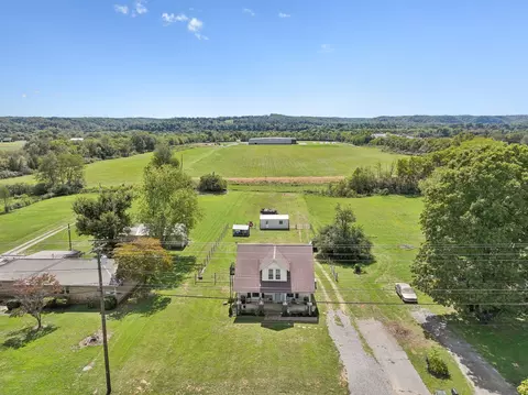 View/Area - 567 Highway 50, Centerville, TN 37033 photo 1 of 9