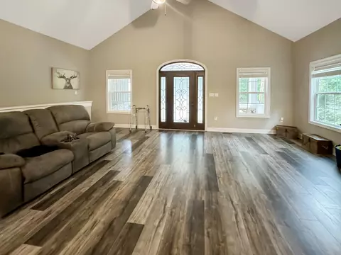 108 General Tilghman Dr, Dover, TN 37058 photo 3