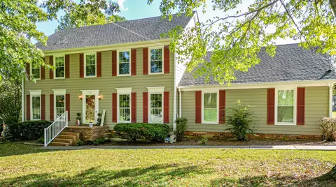 1501 Heritage Dr, Columbia, TN 38401