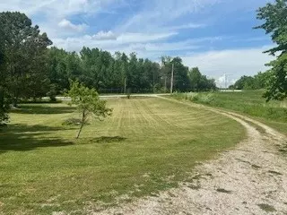 1338 Blue Spring Rd, Decherd, TN 37324 photo 2