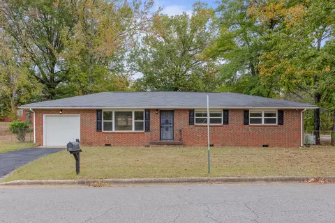 4521 Drummond Dr, Chattanooga, TN 37411