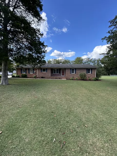 2513 Mullinswood Rd, Shelbyville, TN 37160