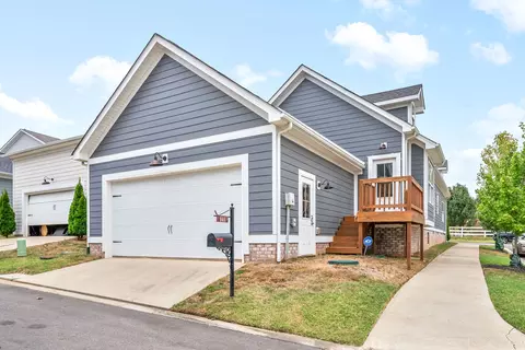 Exterior - 665 Centre St, Pleasant View, TN 37146 photo 4 of 7