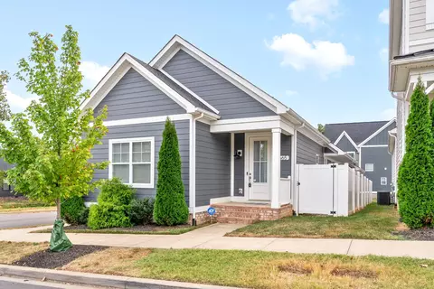 Exterior - 665 Centre St, Pleasant View, TN 37146 photo 1 of 7