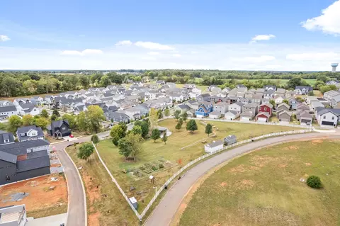 View/Area - 665 Centre St, Pleasant View, TN 37146 photo 2 of 2