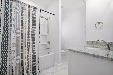 Bath - 665 Centre St, Pleasant View, TN 37146 photo 4 of 5