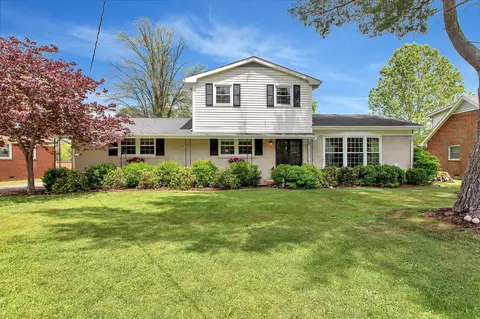 744 Harpeth Pkwy W, Nashville, TN 37221