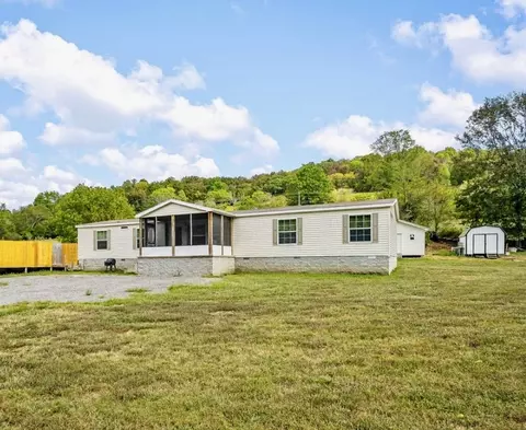 112 Dillard Creek Rd, Chestnut Mound, TN 38552