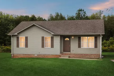 500 Gainey Dr, Oak Grove, KY 42262