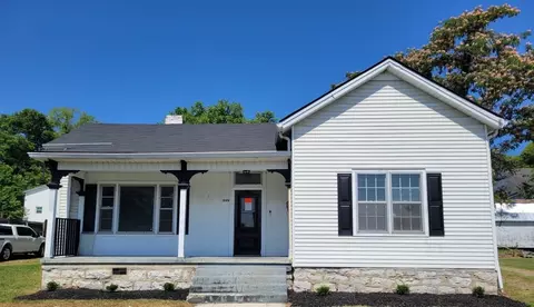 1504 Highland Ave, Columbia, TN 38401