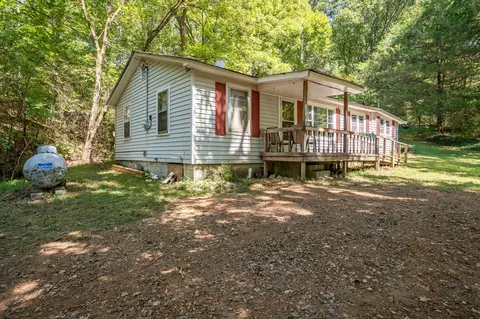 763 Dixon Branch Rd, Loretto, TN 38469 photo 4