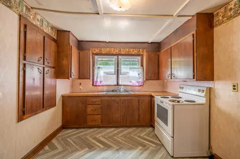 763 Dixon Branch Rd, Loretto, TN 38469 photo 13