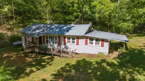 763 Dixon Branch Rd, Loretto, TN 38469