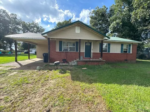 121 Chester Harris St, Trimble, TN 38259