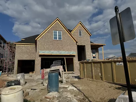 5084 High Park Hill Dr, Arrington, TN 37014