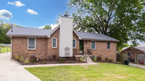 2977 Brantley Dr, Antioch, TN 37013