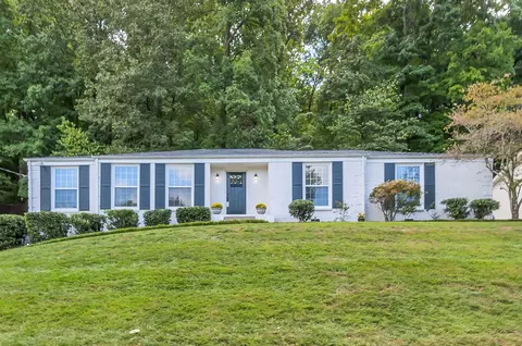 863 Highland Crest Dr, Nashville, TN 37205