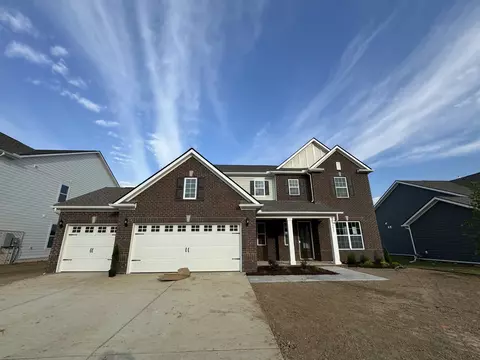 2617 Augusta Trace Dr, Columbia, TN 38401