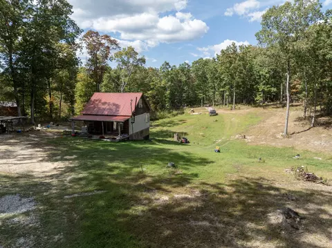 Exterior - 170 Desiree Dr, Dunlap, TN 37327 photo 9 of 14