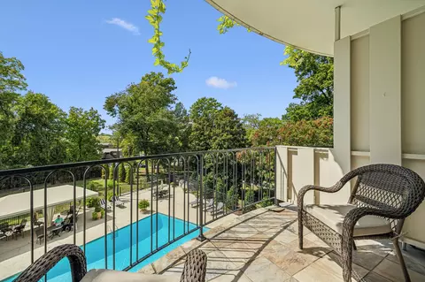 4215 Harding Pike #305, Nashville, TN 37205