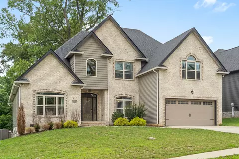 2292 Colston Dr, Clarksville, TN 37042
