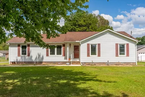 940 Rock Creek Rd, Estill Springs, TN 37330