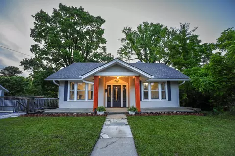 428 Center Ave, Dickson, TN 37055