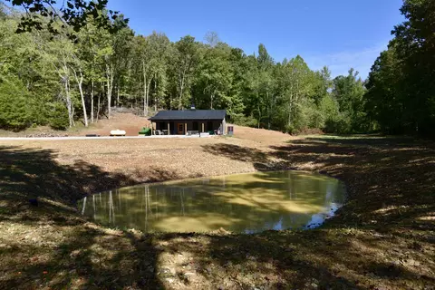 1300 Jack Branch Rd, Waverly, TN 37185