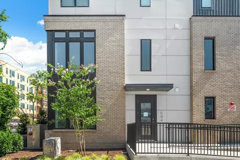 682 Hamilton Ave #202, Nashville, TN 37203