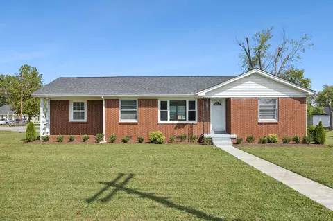 926 Murrey Dr, Pulaski, TN 38478