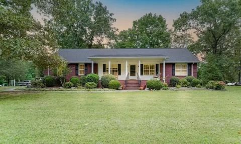 3 Cricket Hill Rd, Flintville, TN 37335