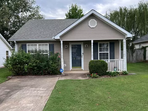 2740 Oxford Hall Ave, Murfreesboro, TN 37128