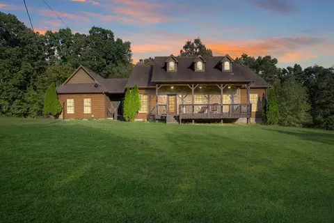 127 Jerry Smith Rd, Indian Mound, TN 37079
