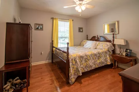 Bedroom - 120 Kimberly Dr, Loretto, TN 38469 photo 1 of 4