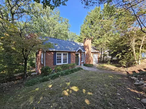 1238 Highland Dr, Chattanooga, TN 37405