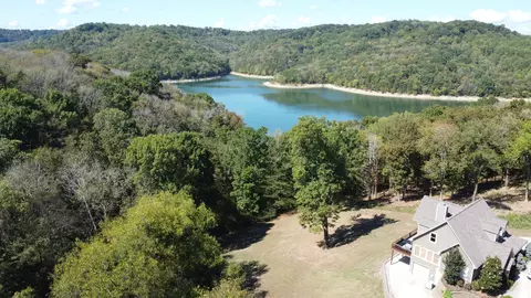 301 Highbridge Dr, Smithville, TN 37166